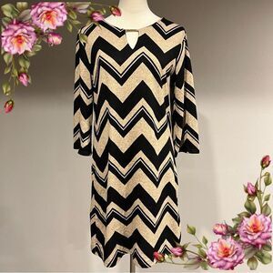 Racers long sleeve zig zag print a-line sweater dress size M Medium